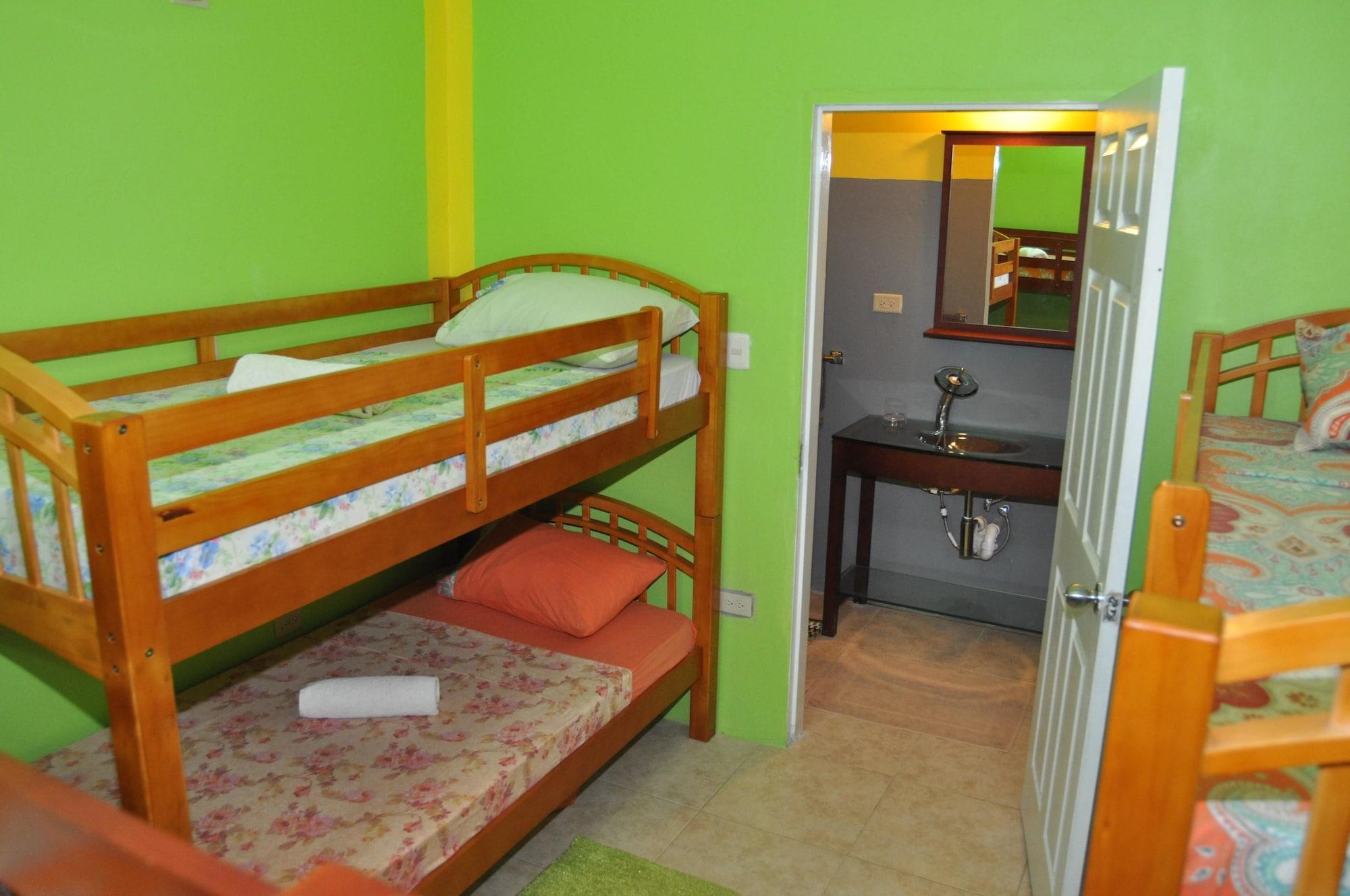 Fish Tobago Guesthouse Buccoo Extérieur photo